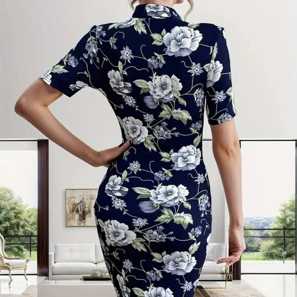 Short Sleeve Mock Neck Dress (Size 12) - Picture 2 of 3